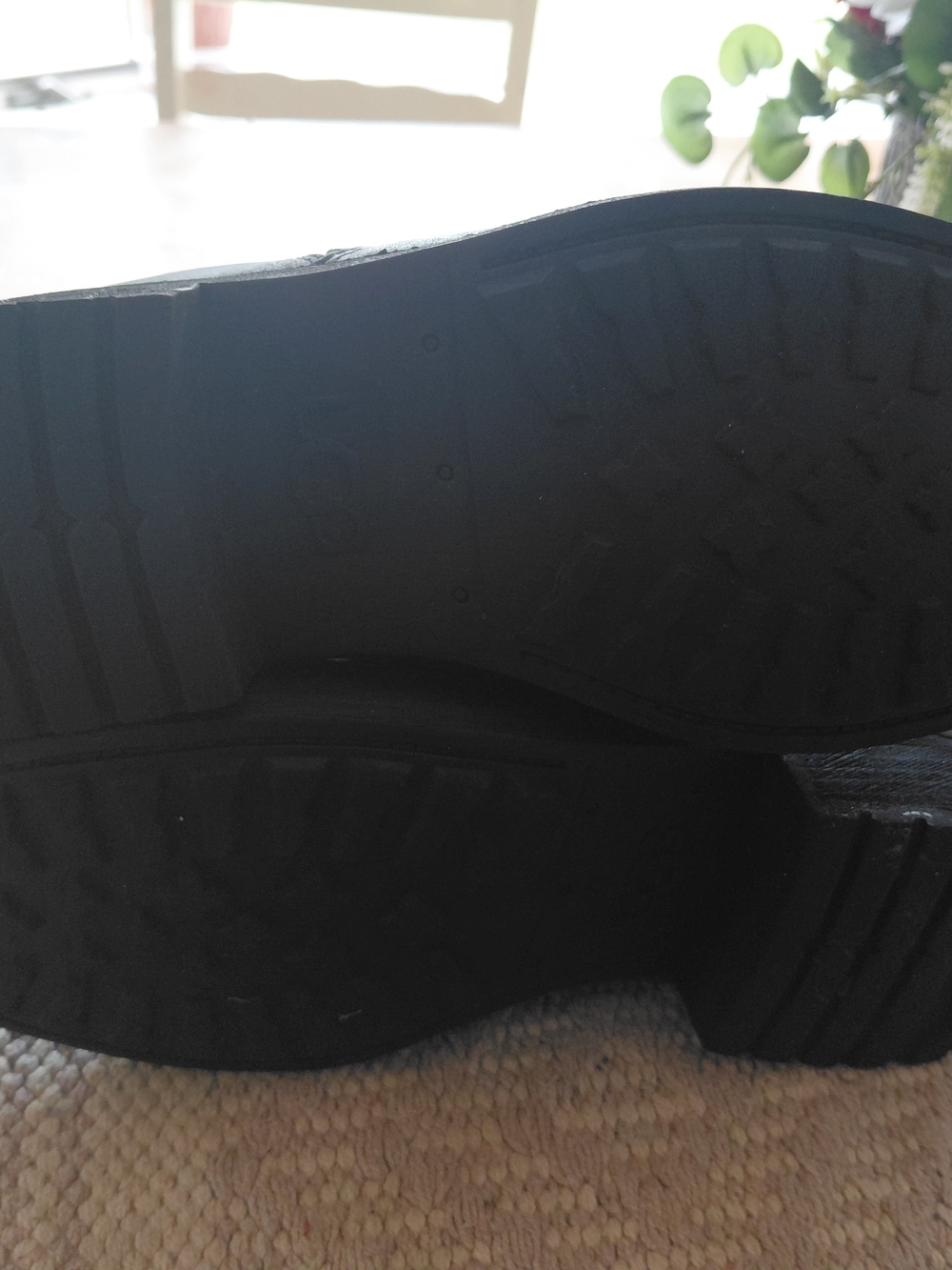 Ugg Lavelle Black Leather Boots Fur Lined Womens Size 9 1013366 - Picture 8 of 9